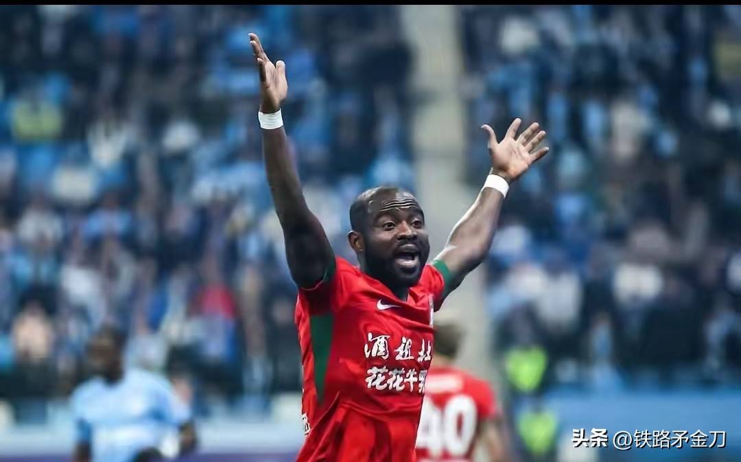 熊猫体育官方入口赛前中超焦点战，多特蒙德临场应变，震撼外界，心理建设被强调的简单介绍