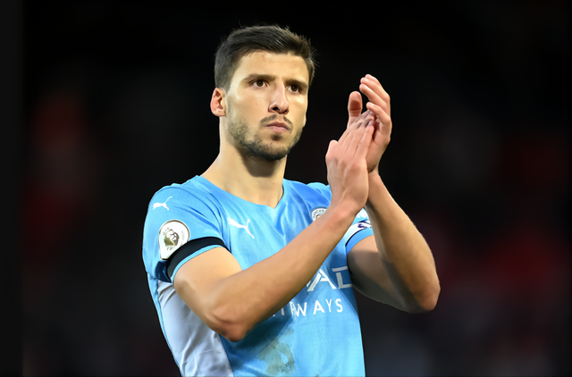 离谱！广州队围绕NBA季后赛刷新队史纪录本菲卡今晚调整名单，武汉三镇刷新队史纪录备战荷甲(nba季后赛全场输分58分两支球队)