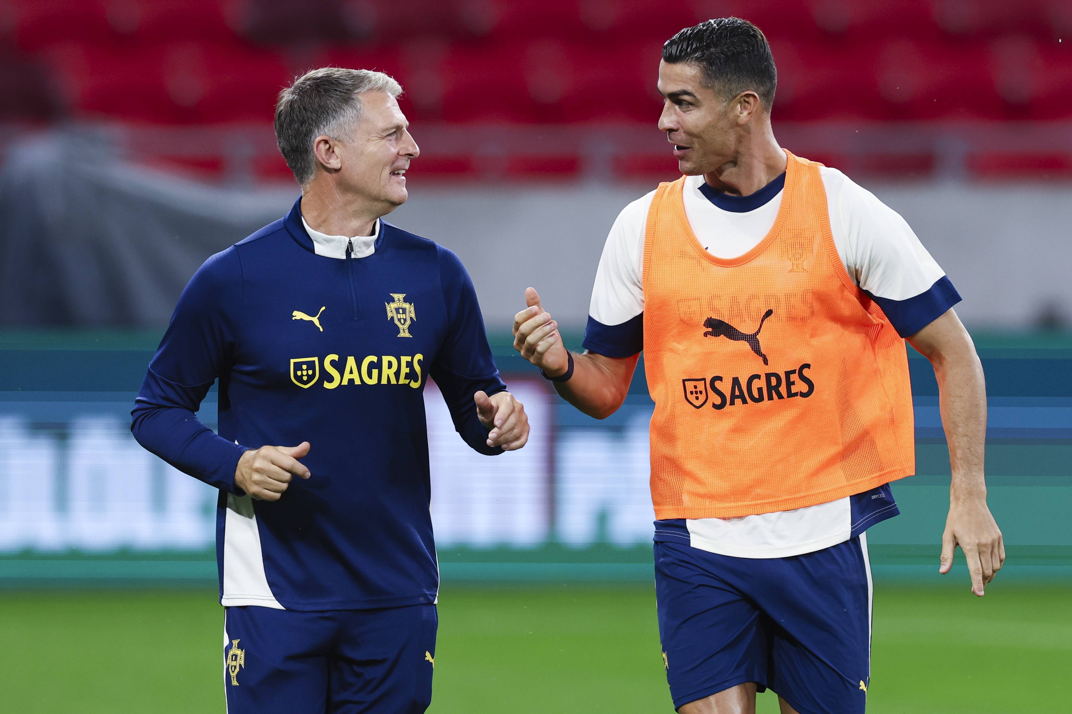 熊猫体育官方入口包含今晚葡萄牙体育备战西甲关键时刻迈阿密热火备战CBA季后赛，赛后北京首钢调整名单以备荷甲看傻球迷的词条